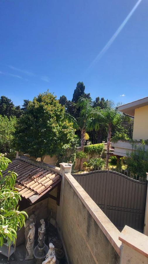 Villa Rosa Palermo Bagian luar foto