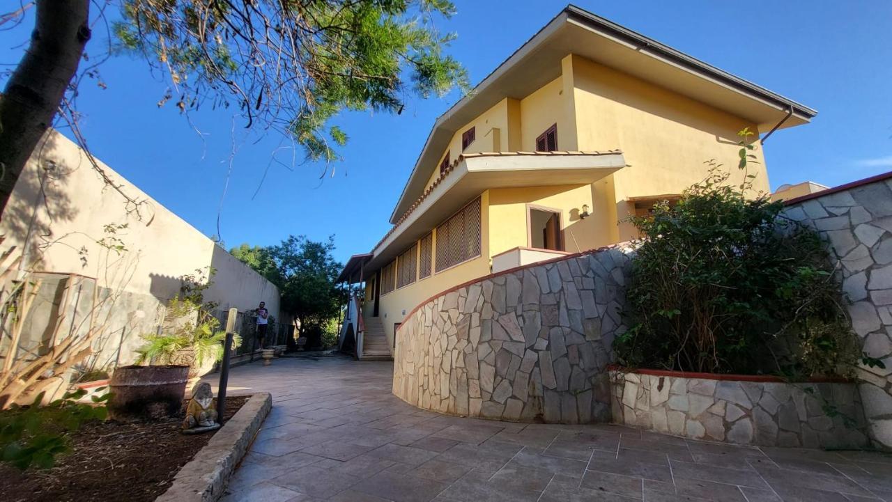 Villa Rosa Palermo Bagian luar foto