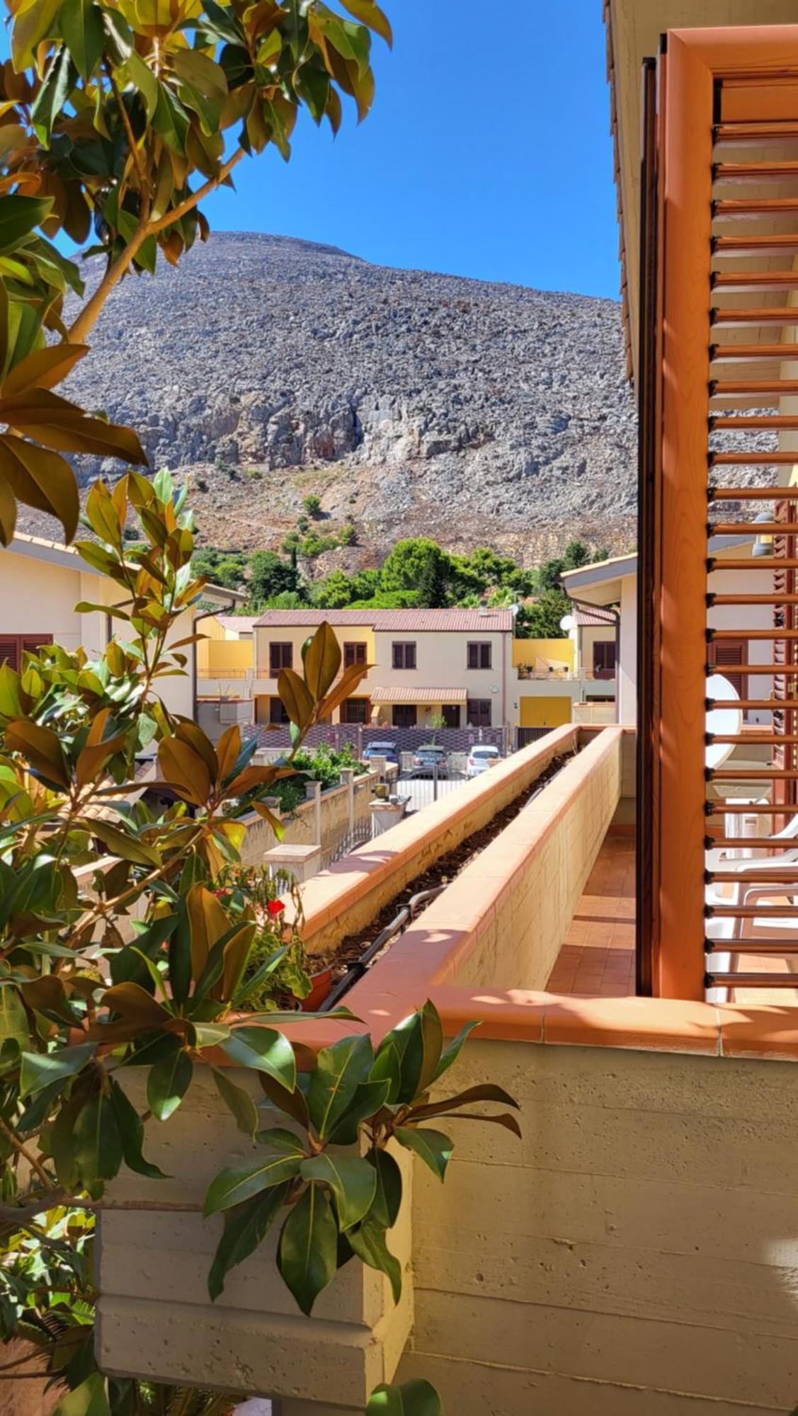Villa Rosa Palermo Bagian luar foto